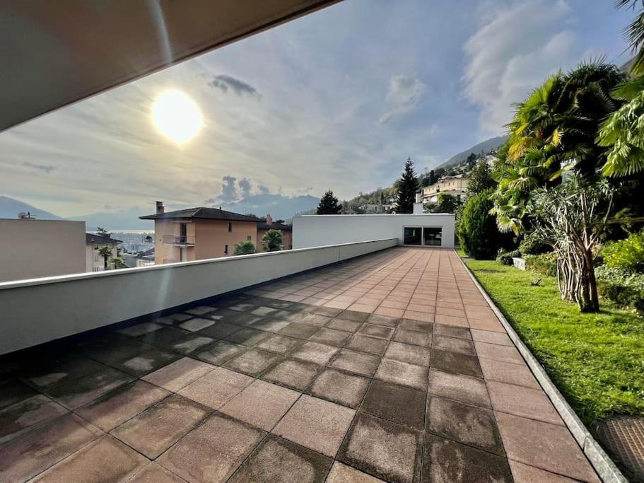 Bright Tiny Studio - Shared Pool & Sauna - Free Parking - Air Condition Muralto Eksteriør bilde
